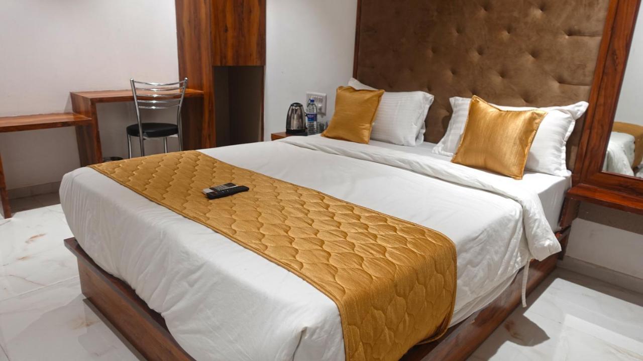 Hotel Palms Residency, Chembur Βομβάη Εξωτερικό φωτογραφία
