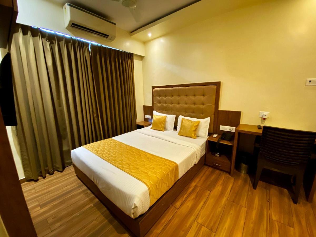 Hotel Palms Residency, Chembur Βομβάη Εξωτερικό φωτογραφία